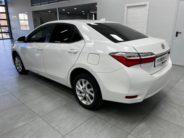 Toyota Corolla XI (E160 E170 E180) Рестайлинг 1 с пробегом 2017 года, цена 1 600 000 рублей, 148000 км, седан, Автокод Объявления