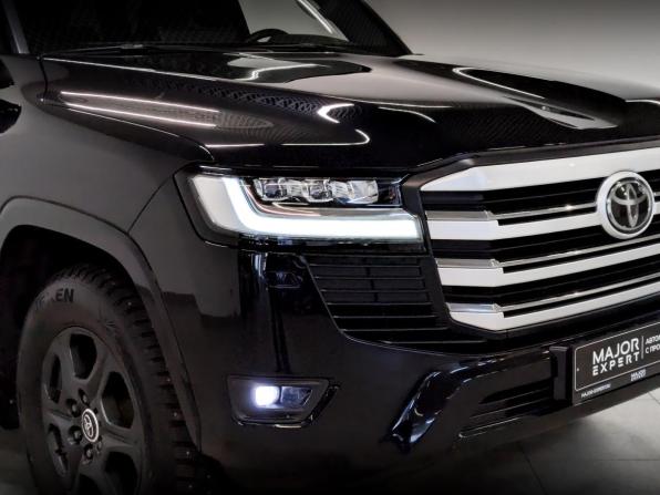 Toyota Land Cruiser 300 Series с пробегом 2021 года, цена 8 330 000 рублей, 72948 км, внедорожник, Автокод Объявления