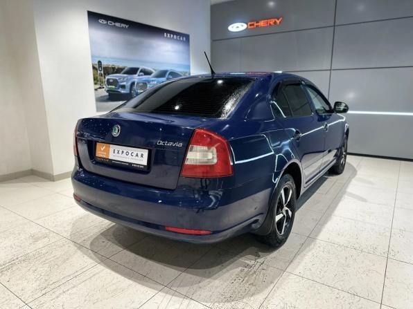 Skoda Octavia II (A5) Рестайлинг с пробегом 2012 года, цена 740 000 рублей, 198000 км, лифтбек, Автокод Объявления