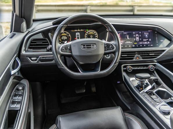 Geely Tugella I Рестайлинг с пробегом 2023 года, цена 2 998 000 рублей, 45828 км, внедорожник, Автокод Объявления
