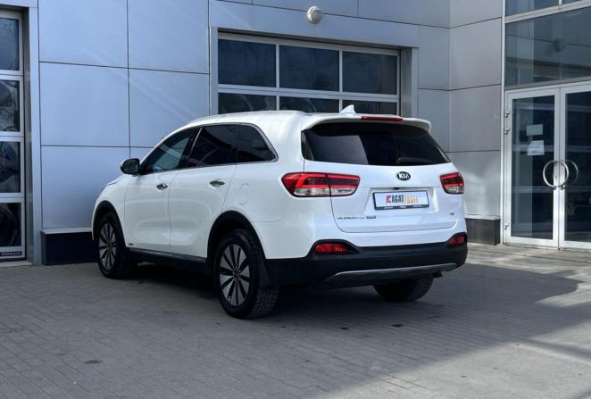 Kia Sorento III Prime с пробегом 2016 года, цена 2 240 000 рублей, 141100 км, внедорожник, Автокод Объявления