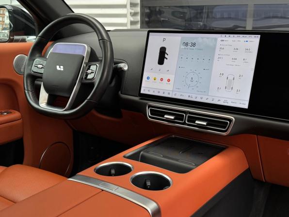 Li Auto (Lixiang) L7 I с пробегом 2023 года, цена 5 485 000 рублей, 33892 км, внедорожник, Автокод Объявления