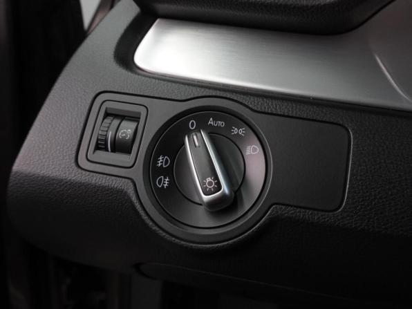 Volkswagen Passat B7 с пробегом 2011 года, цена 1 113 000 рублей, 300661 км, седан, Автокод Объявления