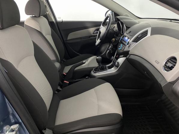 Chevrolet Cruze I Рестайлинг с пробегом 2013 года, цена 880 000 рублей, 112717 км, универсал, Автокод Объявления