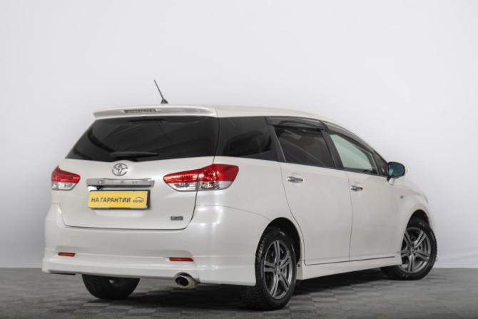 Toyota Wish II с пробегом 2011 года, цена 1 379 000 рублей, 189700 км, минивэн, Автокод Объявления