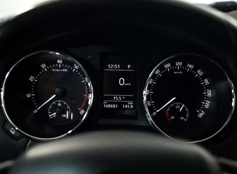 Skoda Yeti I Рестайлинг Санкт-Петербург  - изображение 12