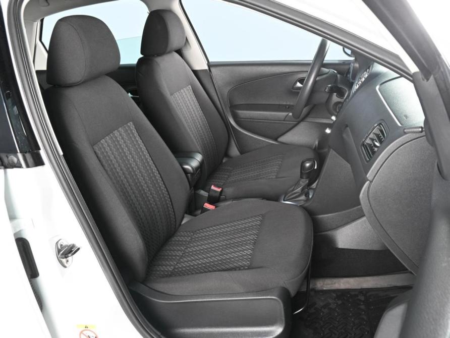 Volkswagen Polo V Рестайлинг Ростов-на-Дону  - изображение 8