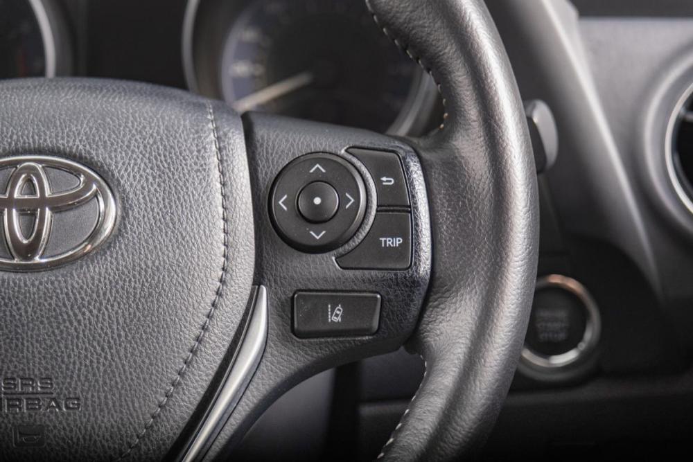 Toyota Auris II Рестайлинг Томск  - изображение 16