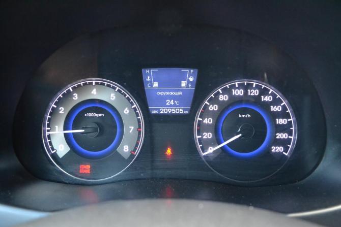 Hyundai Solaris I с пробегом 2012 года, цена 720 000 рублей, 209481 км, седан, Автокод Объявления