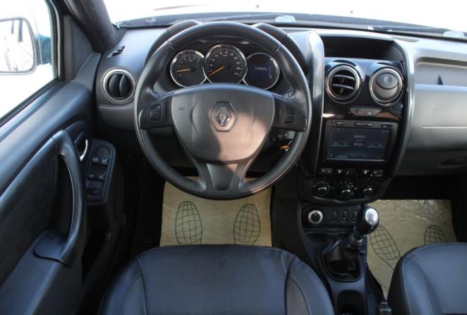 Renault Duster I Рестайлинг с пробегом 2016 года, цена 1 120 000 рублей, 144800 км, внедорожник, Автокод Объявления