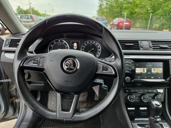 Skoda Superb III с пробегом 2015 года, цена 1 680 000 рублей, 112057 км, лифтбек, Автокод Объявления