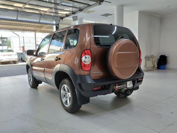 Chevrolet Niva I Рестайлинг с пробегом 2018 года, цена 899 000 рублей, 36550 км, внедорожник, Автокод Объявления