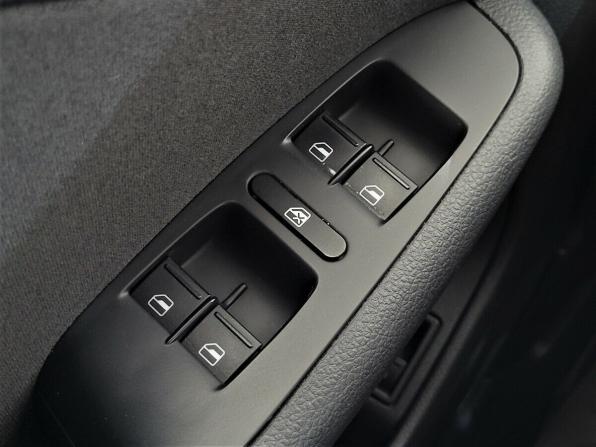 Volkswagen Jetta VI с пробегом 2014 года, цена 810 000 рублей, 230353 км, седан, Автокод Объявления