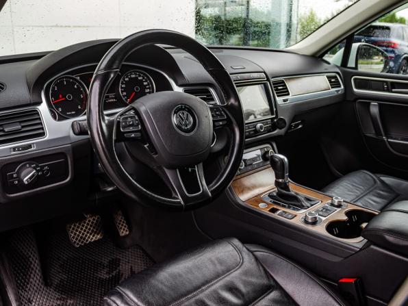 Volkswagen Touareg II Рестайлинг с пробегом 2015 года, цена 3 200 000 рублей, 131505 км, внедорожник, Автокод Объявления