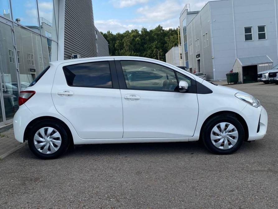 Toyota Vitz III (XP130) Рестайлинг Уфа  - изображение 5
