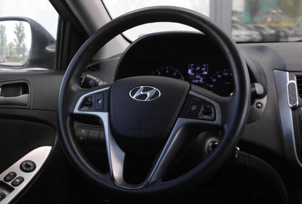 Hyundai Solaris I Рестайлинг Саратов  - изображение 21