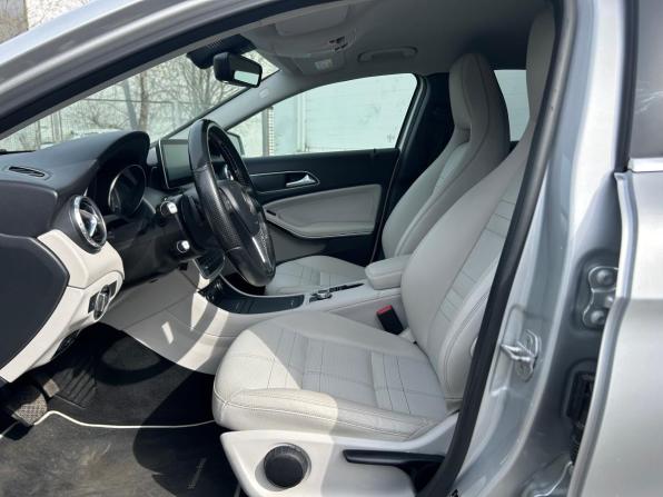 Mercedes-Benz GLA I (X156) с пробегом 2015 года, цена 1 885 000 рублей, 140223 км, внедорожник, Автокод Объявления