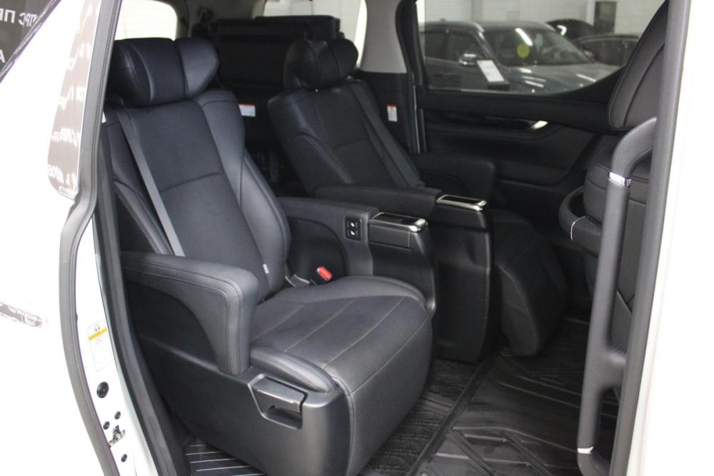 Toyota Alphard III Рестайлинг Томск  - изображение 16