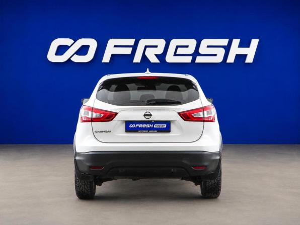 Nissan Qashqai II с пробегом 2018 года, цена 1 349 050 рублей, 145967 км, внедорожник, Автокод Объявления