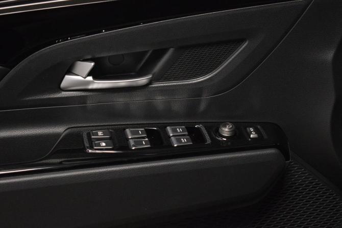 Новый KGM Korando 2025 года, цена 3 340 000 рублей, внедорожник, Автокод Объявления