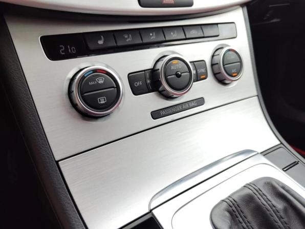 Volkswagen Passat CC I Рестайлинг с пробегом 2014 года, цена 1 325 000 рублей, 138001 км, седан, Автокод Объявления