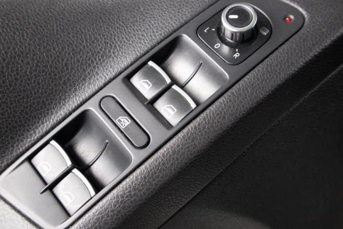 Volkswagen Tiguan I Рестайлинг с пробегом 2012 года, цена 1 529 000 рублей, 131000 км, внедорожник, Автокод Объявления