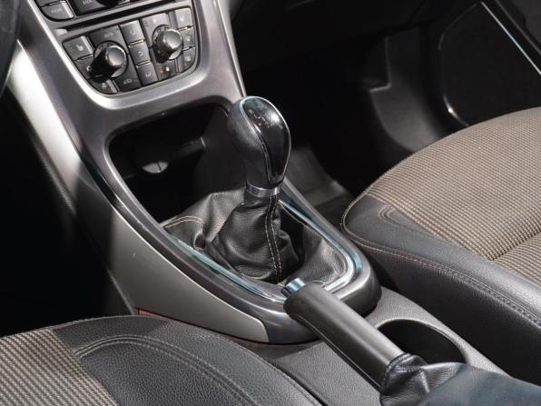 Opel Astra J с пробегом 2011 года, цена 648 000 рублей, 119828 км, хэтчбек, Автокод Объявления