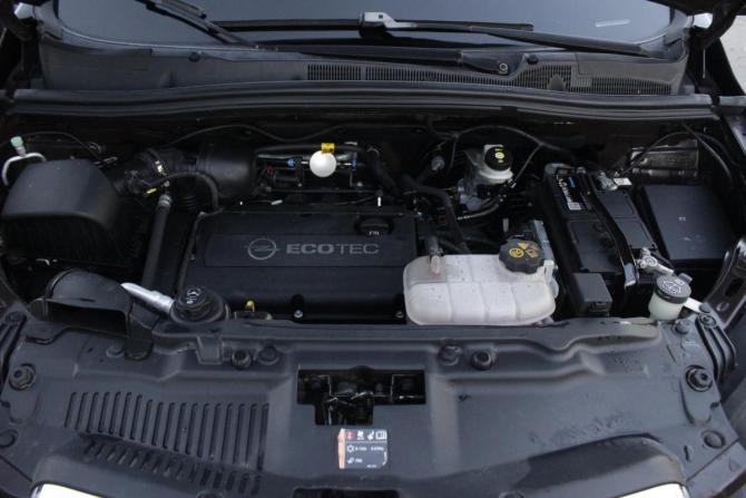 Opel Mokka I с пробегом 2013 года, цена 1 360 000 рублей, 91083 км, внедорожник, Автокод Объявления
