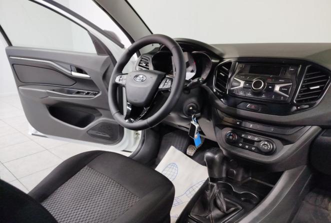 Lada (ВАЗ) Vesta I с пробегом 2017 года, цена 825 000 рублей, 92719 км, седан, Автокод Объявления