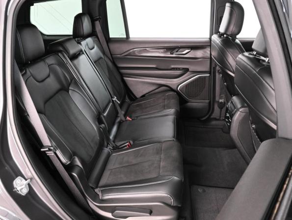 Jeep Grand Cherokee V (WL) с пробегом 2022 года, цена 7 700 000 рублей, 41760 км, внедорожник, Автокод Объявления
