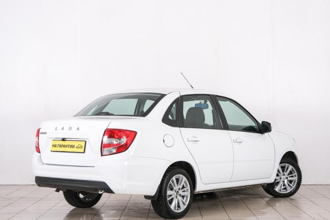 Lada (ВАЗ) Granta I Рестайлинг с пробегом 2023 года, цена 949 000 рублей, 47000 км, седан, Автокод Объявления