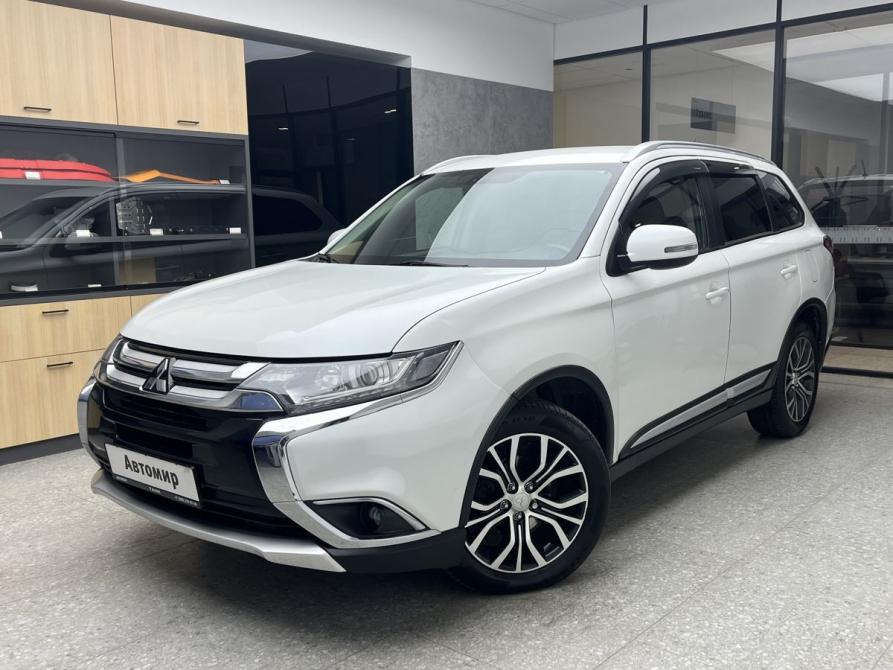 Mitsubishi Outlander III Рестайлинг Новосибирск  - изображение 1