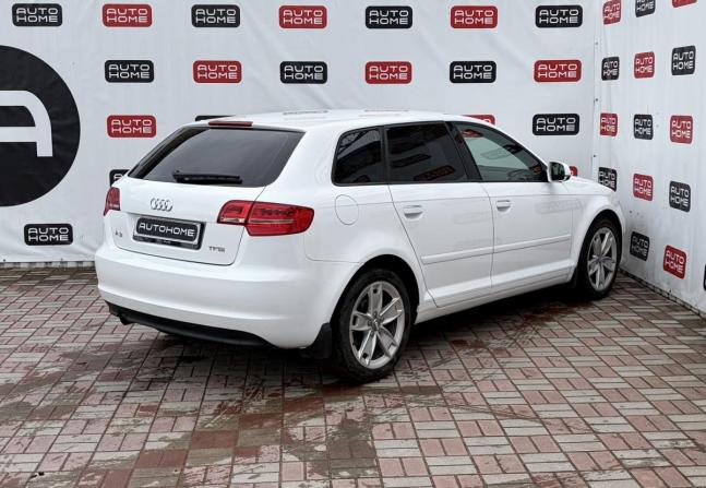 Audi A3 III (8V) с пробегом 2012 года, цена 849 999 рублей, 213700 км, хэтчбек, Автокод Объявления