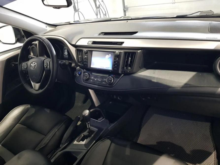 Toyota RAV4 IV (XA40) Рестайлинг Москва  - изображение 12