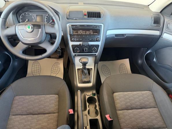 Skoda Octavia II (A5) Рестайлинг с пробегом 2013 года, цена 759 000 рублей, 177023 км, универсал, Автокод Объявления