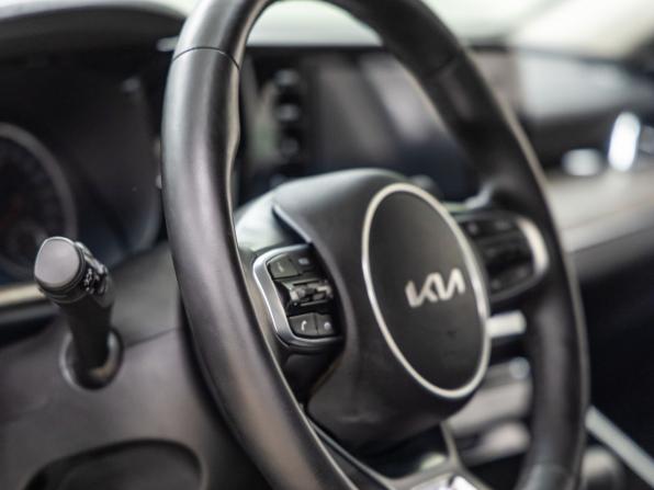 Kia K5 III с пробегом 2021 года, цена 2 268 000 рублей, 103009 км, седан, Автокод Объявления