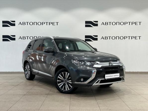 Mitsubishi Outlander III Рестайлинг 3 с пробегом 2021 года, цена 2 049 000 рублей, 180260 км, внедорожник, Автокод Объявления