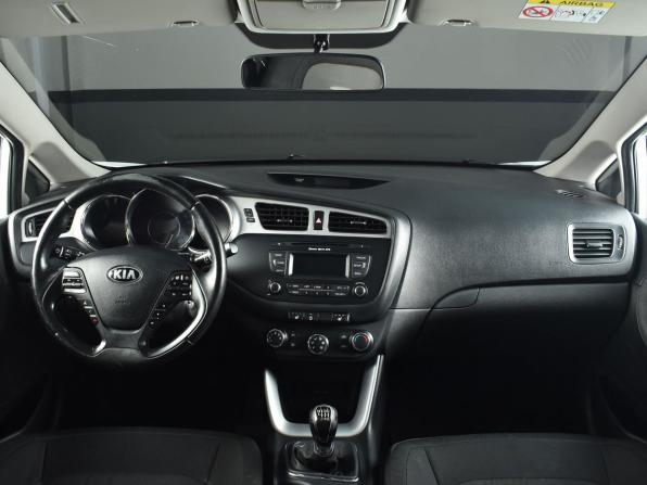 Kia Ceed II с пробегом 2014 года, цена 919 999 рублей, 202307 км, хэтчбек, Автокод Объявления