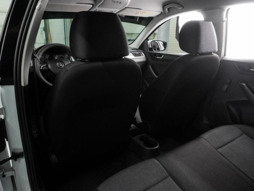 Skoda Rapid I Рестайлинг Воронеж  - изображение 11
