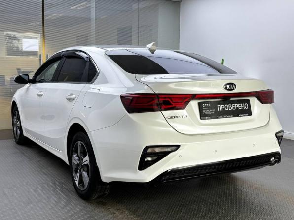 Kia Cerato IV с пробегом 2021 года, цена 2 099 000 рублей, 64900 км, седан, Автокод Объявления