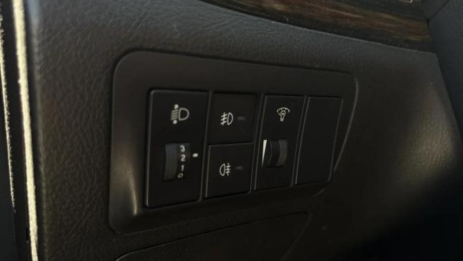 Hyundai Santa Fe II Рестайлинг с пробегом 2010 года, цена 975 000 рублей, 257757 км, внедорожник, Автокод Объявления