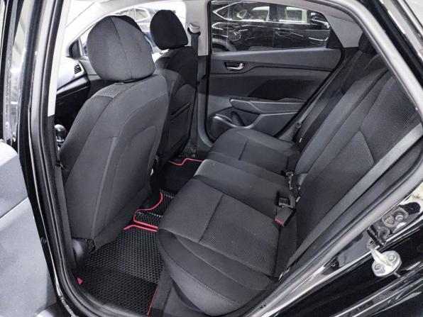 Hyundai Solaris II с пробегом 2019 года, цена 935 000 рублей, 154995 км, седан, Автокод Объявления