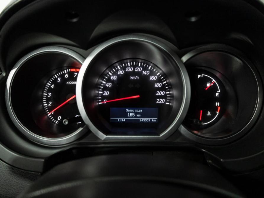 Suzuki Grand Vitara II Рестайлинг Санкт-Петербург  - изображение 12