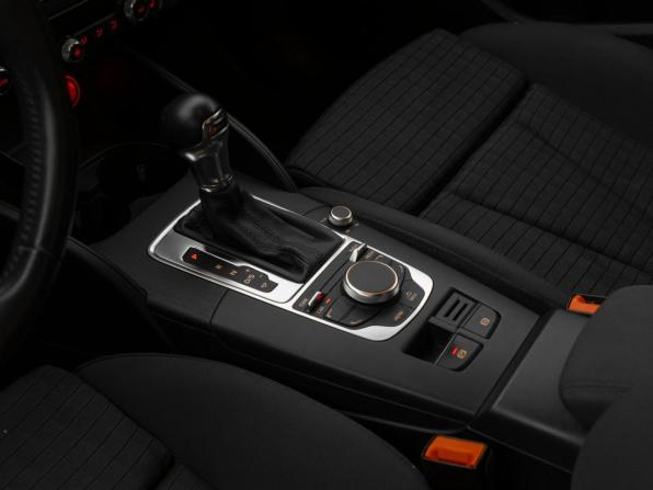 Audi A3 III (8V) с пробегом 2013 года, цена 1 550 000 рублей, 175930 км, хэтчбек, Автокод Объявления