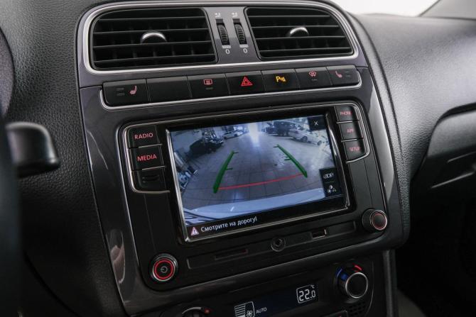 Volkswagen Polo V Рестайлинг с пробегом 2018 года, цена 969 000 рублей, 164500 км, седан, Автокод Объявления