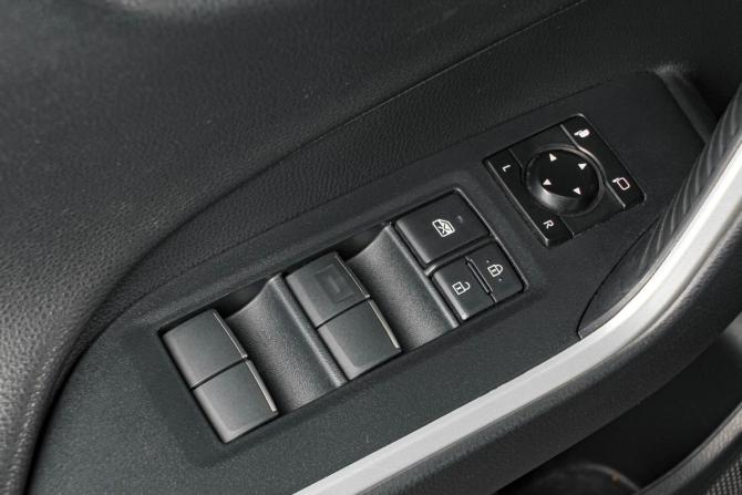 Toyota RAV4 V (XA50) с пробегом 2022 года, цена 2 949 000 рублей, 118000 км, внедорожник, Автокод Объявления