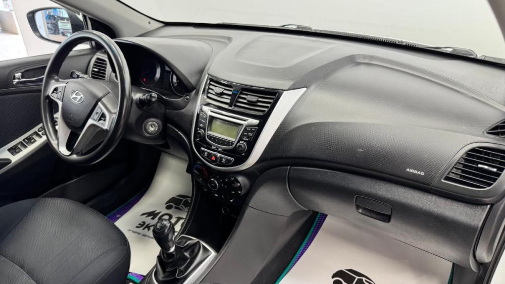 Hyundai Solaris I Киров  - изображение 15