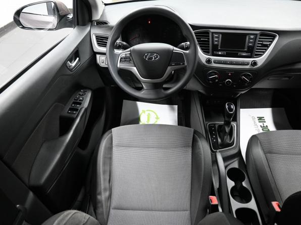 Hyundai Solaris II с пробегом 2018 года, цена 1 195 000 рублей, 149177 км, седан, Автокод Объявления