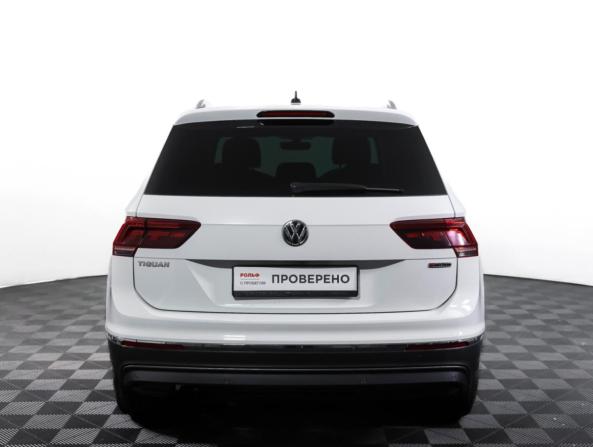 Volkswagen Tiguan II с пробегом 2018 года, цена 3 088 000 рублей, 50058 км, внедорожник, Автокод Объявления