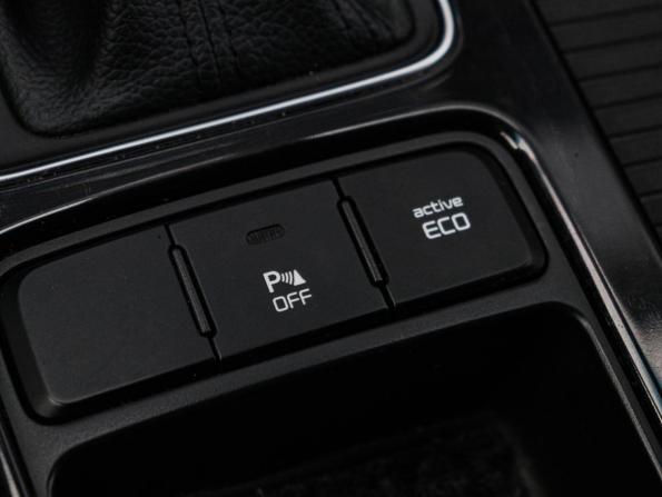 Kia Sorento II Рестайлинг с пробегом 2018 года, цена 2 699 000 рублей, 74388 км, внедорожник, Автокод Объявления